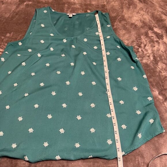 Sonoma teal tank. Medium. White turtle print - Picture 4 of 6